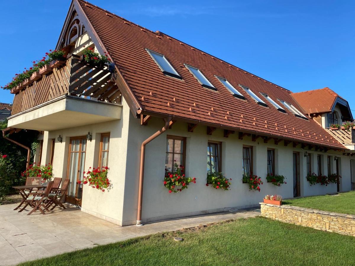 Апартаменты Gardonyi Apartman Эгер Экстерьер фото