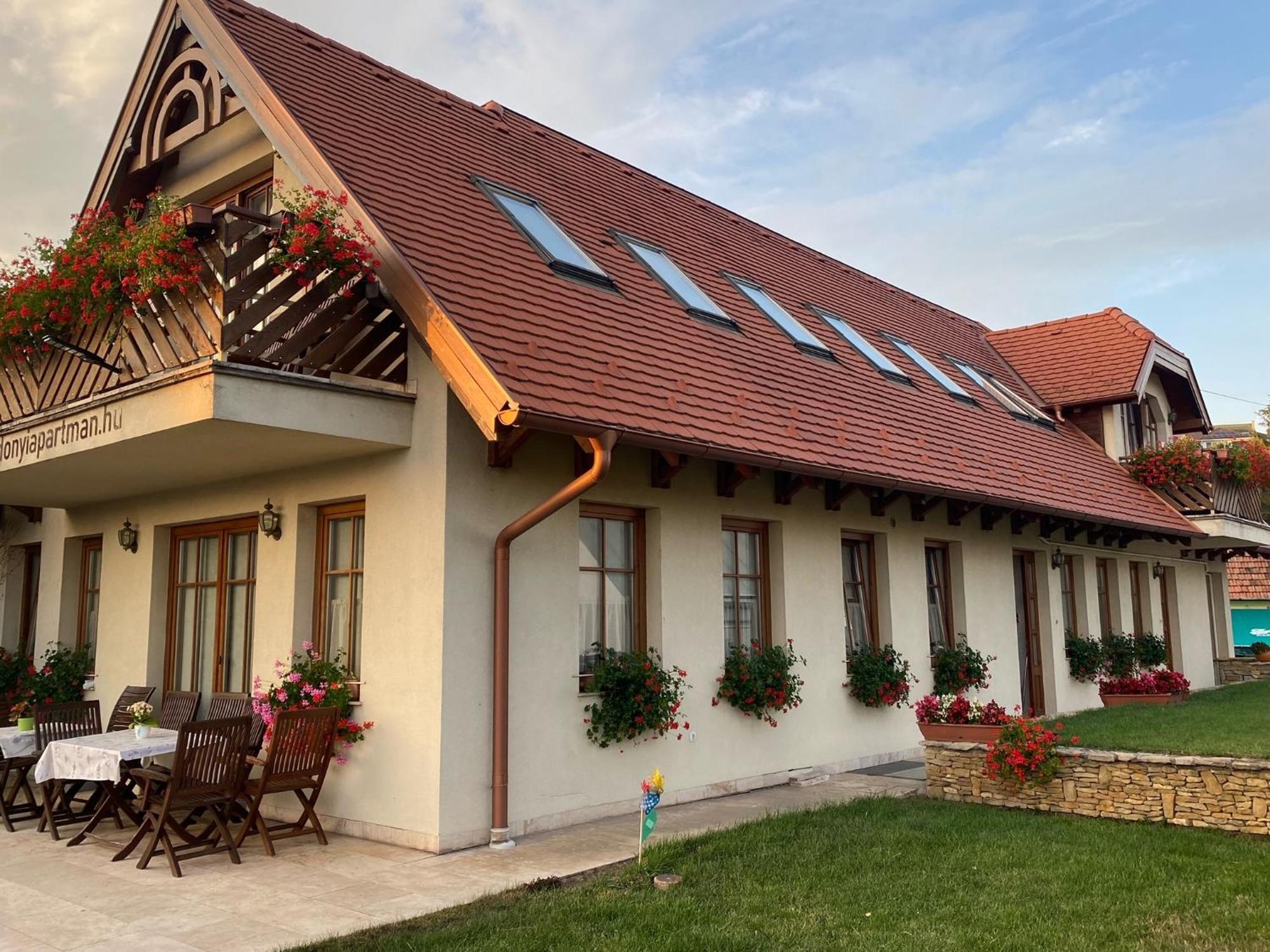Апартаменты Gardonyi Apartman Эгер Экстерьер фото